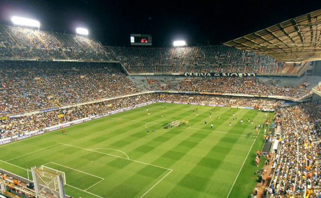 Las 30 leyendas del Valencia CF que se enfrentarán a los mitos de la Selección Española