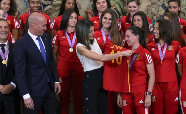 La reina Letizia acudirá a la final de la Copa femenina