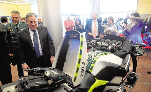 Tráfico en Valencia: El fantasma de las motos con minirradar