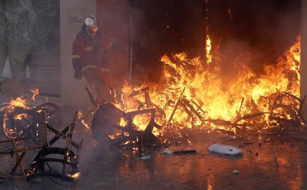 París se blinda ante otro sábado caliente por los chalecos amarillos