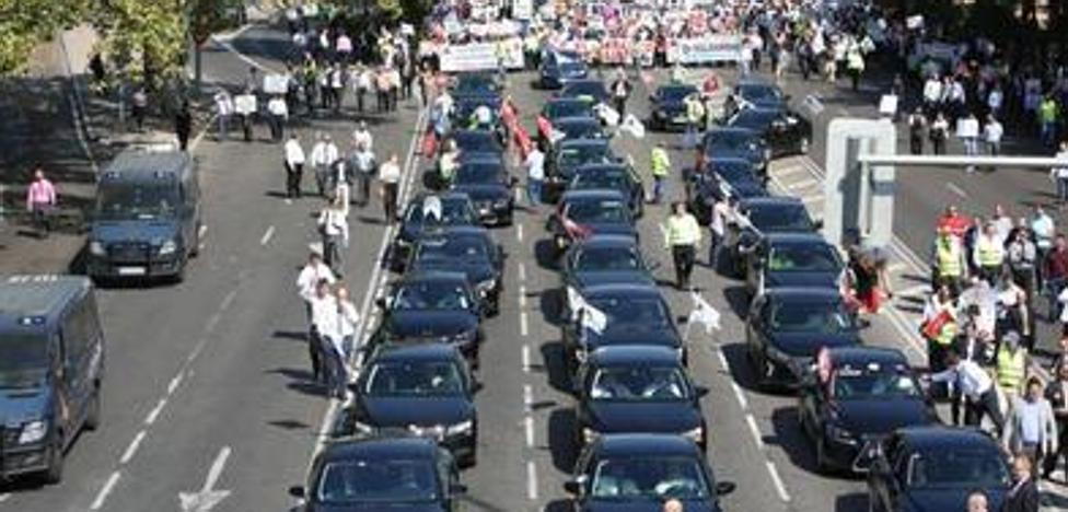 Uber y Cabify presionan con dejar Valencia a 24 horas de aprobarse el decreto de los VTC