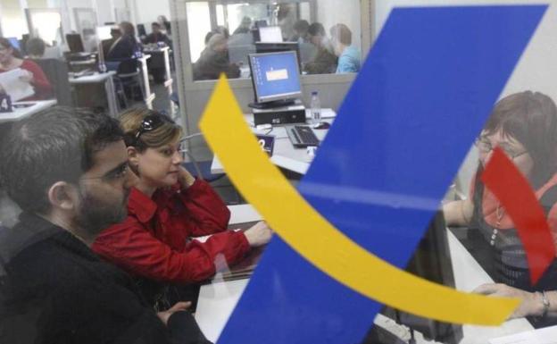 Documentación necesaria para presentar la Renta 2018 - 2019 en las oficinas de la Agencia Tributaria