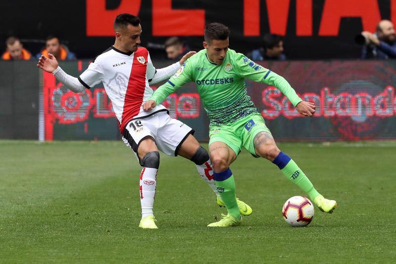 Tello amarga el regreso de Paco Jémez a Vallecas