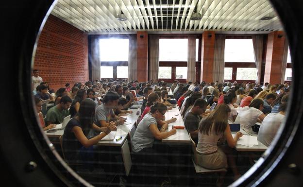 Los claroscuros de Marzà en las universidades