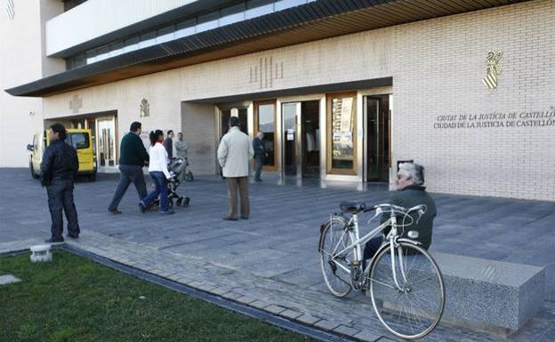 A prisión por agredir sexualmente a otra menor de edad en las fiestas de la Magdalena de Castellón