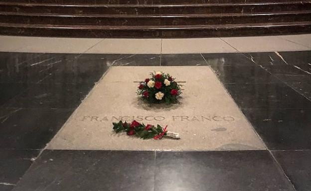 El Supremo pide al Gobierno el acuerdo para exhumar a Franco antes de resolver los recursos