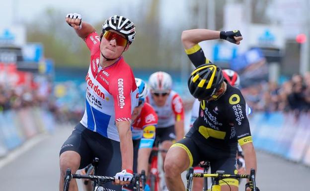 Van der Poel gana la clásica A Través de Flandes