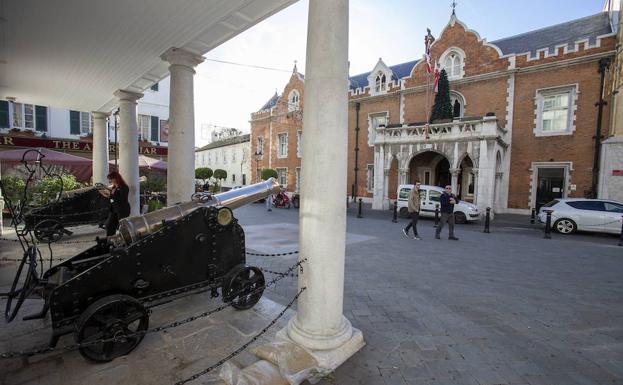 La UE ya considera a Gibraltar una «colonia»