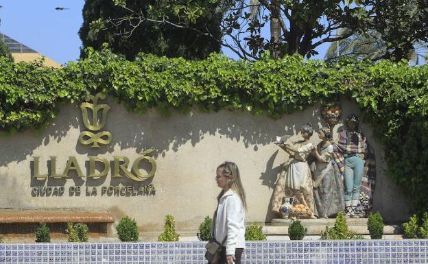 Trabajadores del grupo Lladró votarán el lunes si aceptan un ERE que afectará a 76 empleados