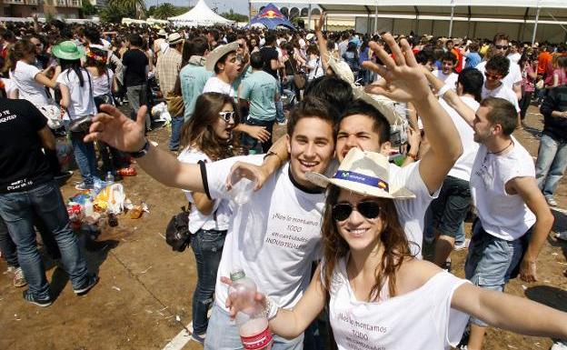 Los vecinos de La Punta llevan el festival de las paellas universitarias a los tribunales