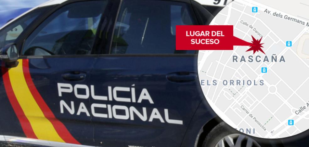 El Spiderman valenciano: un ladrón se descuelga cinco pisos por los cables de la luz para robar un patinete