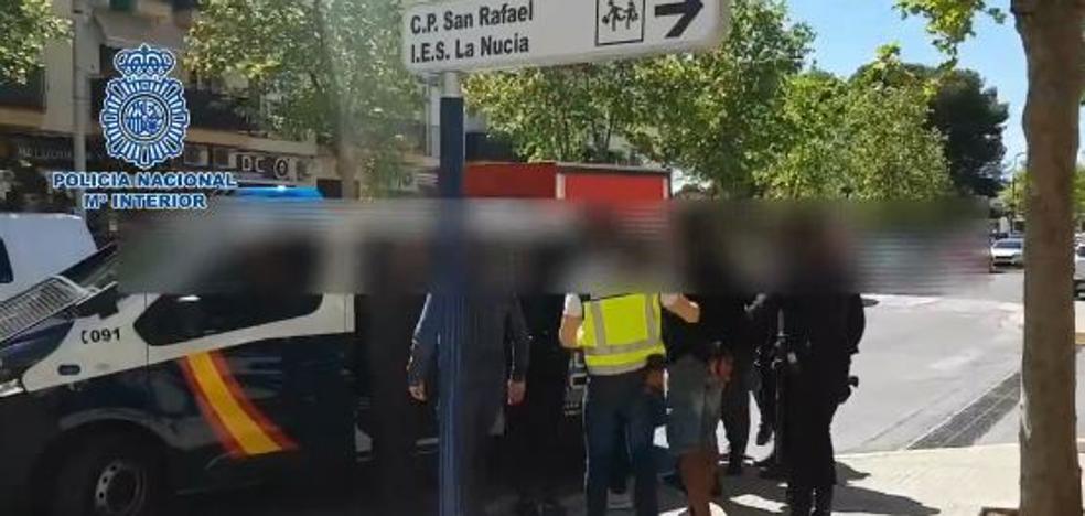Extorsionan a un empresario valenciano y le agreden en la puerta de su casa