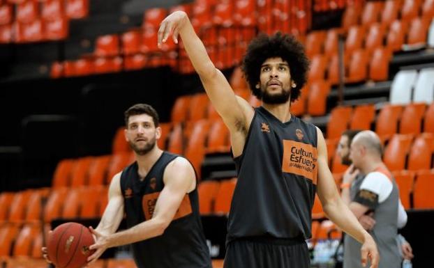 Todos los vídeos de LAS PROVINCIAS del tercer partido de la final de la Eurocup 2019 entre el Valencia Basket y el Alba Berlín