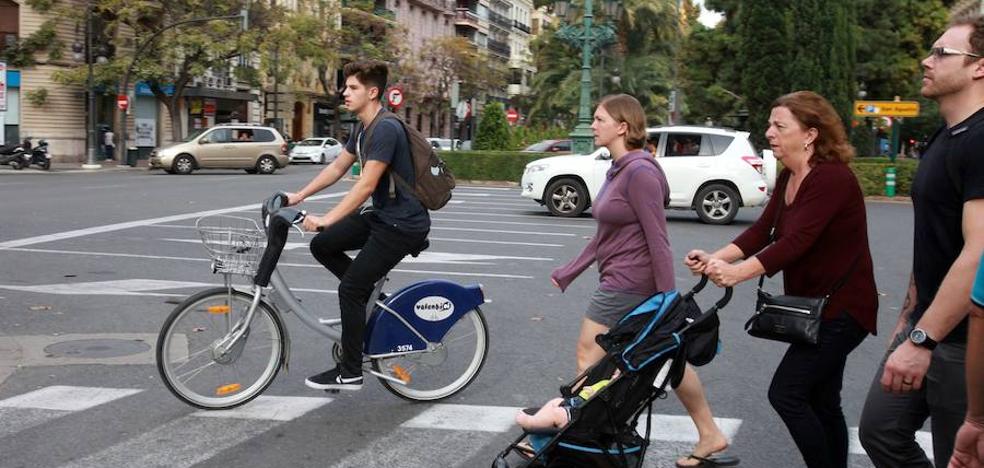 La ordenanza de Movilidad se aprueba con críticas por ser «temeraria» para peatones