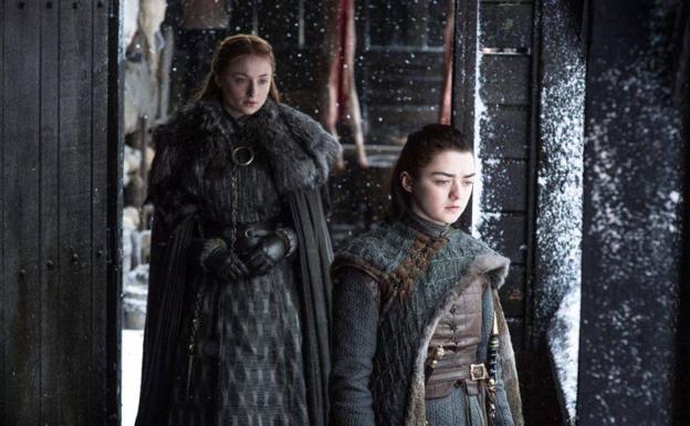 Sophie Turner y Maisie Williams, las hermanas Stark que «ahora son mujeres fuertes»