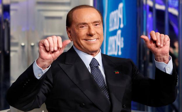 Berlusconi, hospitalizado en Milán