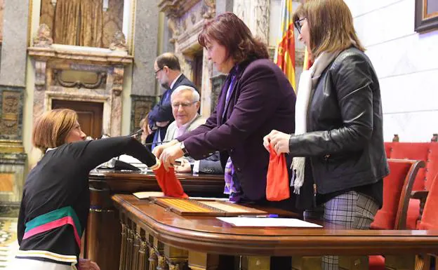 El Ayuntamiento de Valencia abre una investigación interna por la filtración de los datos de integrantes de las mesas electorales del 28-A