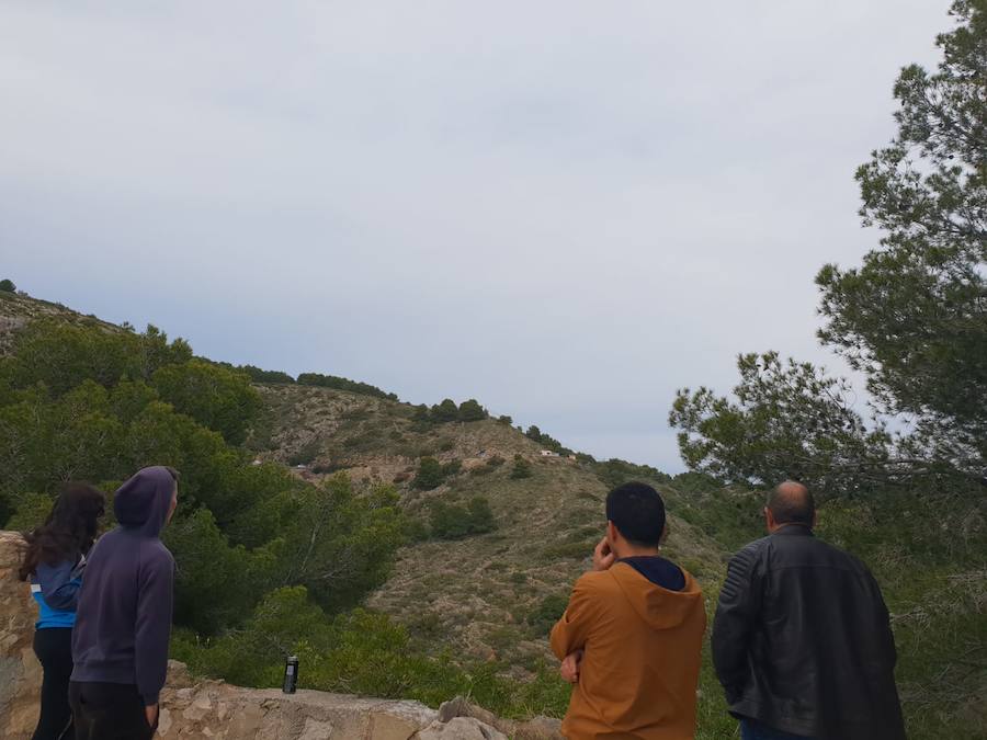 Un motorista resulta herido en un choque frontal en la carretera de Dénia a Xàbia