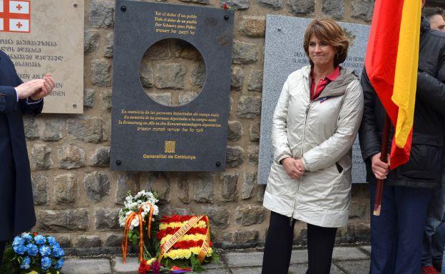 La ministra Delgado abandona el homenaje a las víctimas españolas del nazismo al usarlo la Generalitat catalana para recordar a los políticos presos