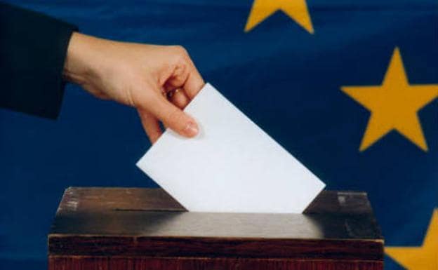 ¿Quién puede ser elegido en las Elecciones Europeas? Por qué Sami Naïr no puede ser candidato