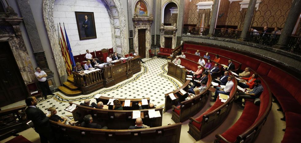 Ribó saca a concurso 40 jefaturas a dos semanas de las elecciones