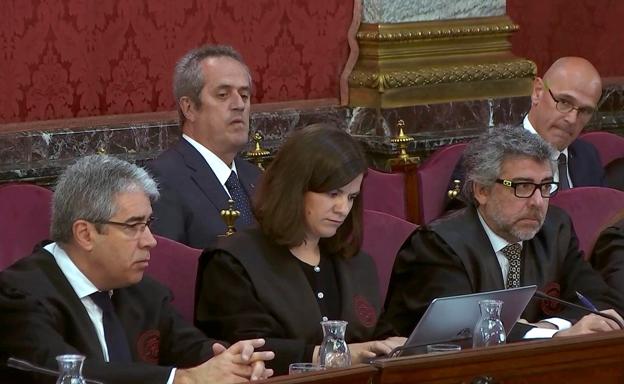 La Generalitat cifra en 268.000 euros los daños causados por la Policía y la Guardia Civil en los colegios el 1-O