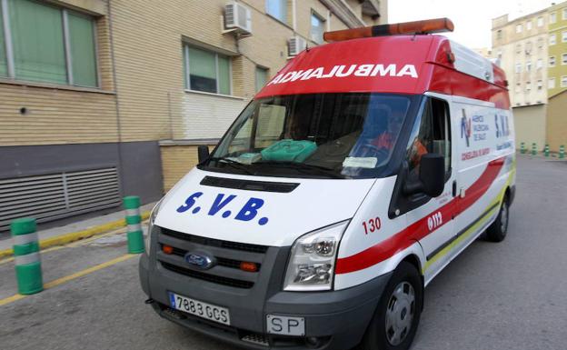 Un trabajador sufre la amputación de un antebrazo en un accidente laboral en Dénia