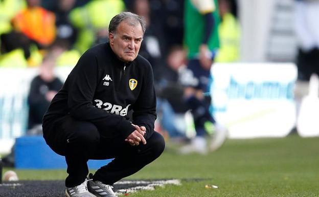 El Leeds de Bielsa da un paso hacia la final de ascenso a la Premier