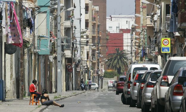 Un hombre muere acuchillado tras una disputa en el Cabanyal