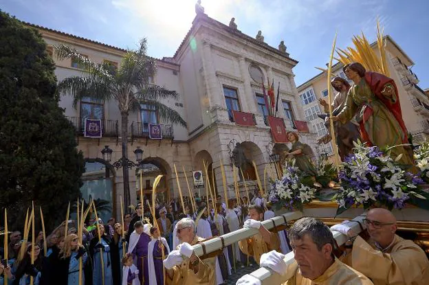 La Semana Santa de Gandia suma apoyos para ser declarada ...