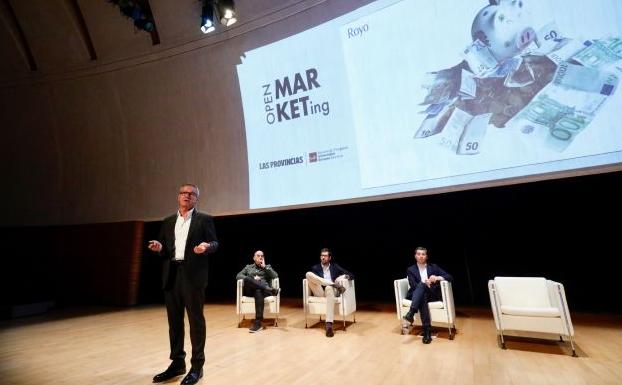 Victor Küppers seduce en el Foro Open Marketing
