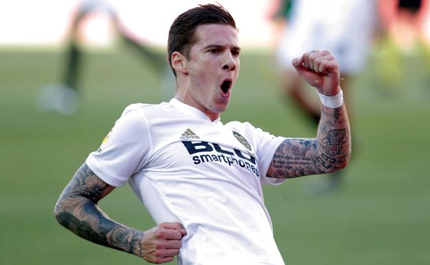 La promesa de Santi Mina si el Valencia gana la Copa