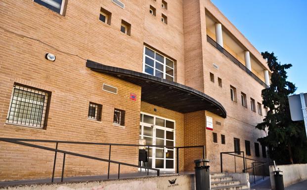 Dos heridos en un tiroteo entre bandas de traficantes de droga en Monforte