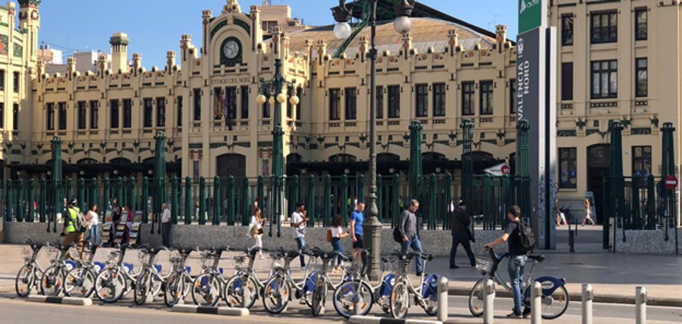 Retirados los carteles electorales del PSPV tras la orden de un concejal de Compromís