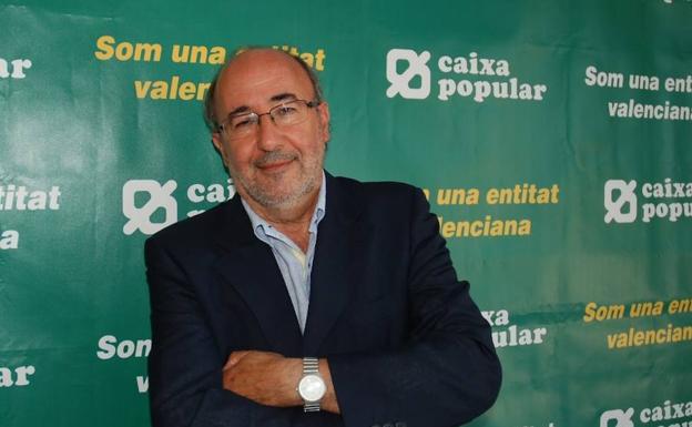 Muere el presidente de Caixa Popular, Benet Delcán