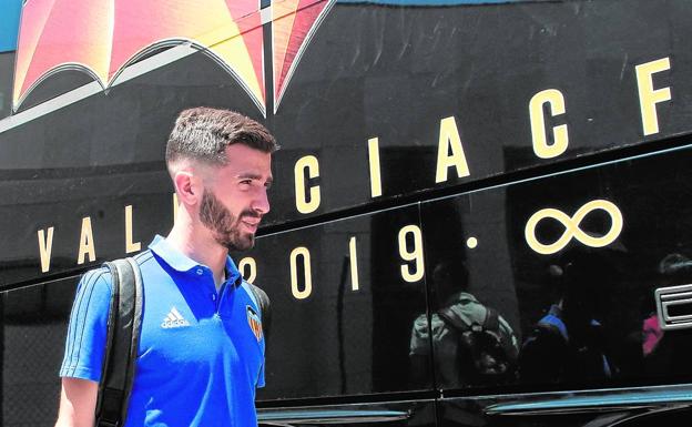 Gayà, cumpleaños feliz en la final de la Copa del Rey