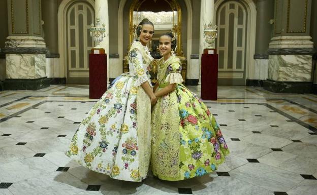 Las falleras mayores y sus cortes promocionarán las fiestas en Francia