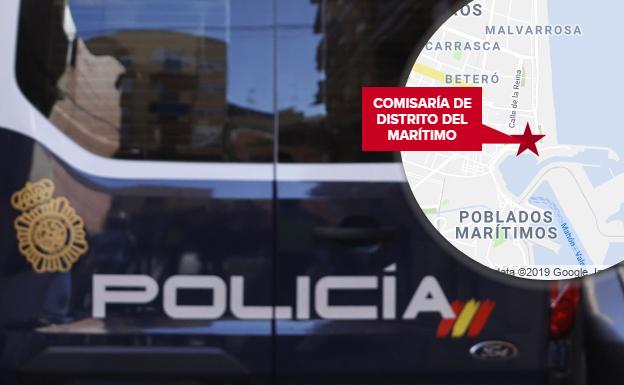 Mata a golpes a un gallo en plena calle y ante varios menores en Valencia