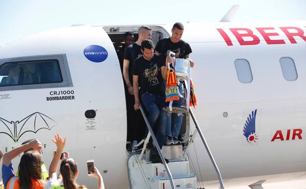 Directo | La celebración de la Copa del Rey: recorrido de la rúa y horarios de los actos del Valencia CF