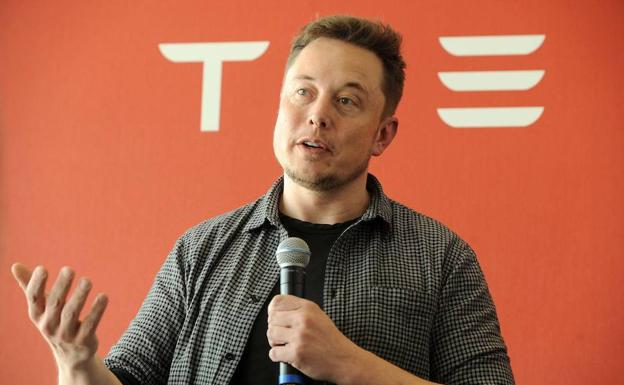 Elon Musk busca desplegar su propio internet