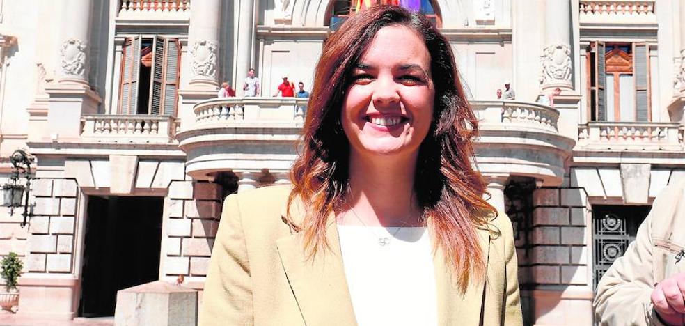 Joan Ribó y Sandra Gómez abren su primera crisis tres días después de las elecciones