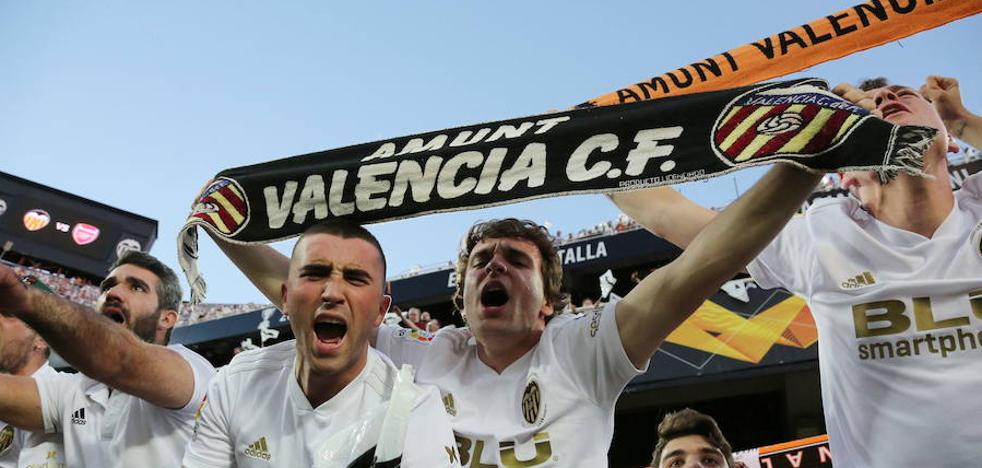 El Betis se suma a la búsqueda de una mítica bufanda valencianista