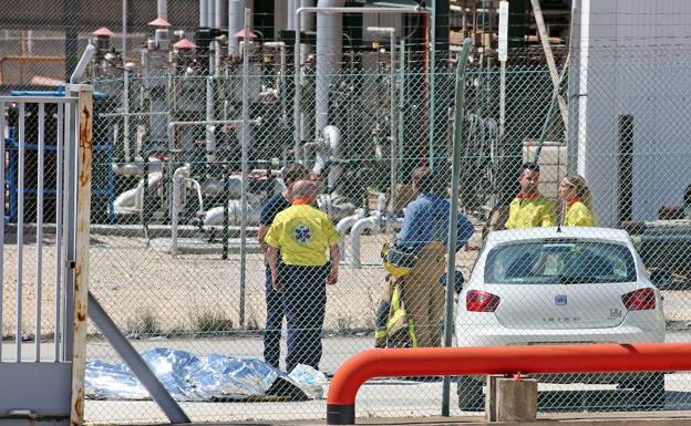 Un trabajador muerto y otro crítico por una fuga de amoniaco en Tarragona