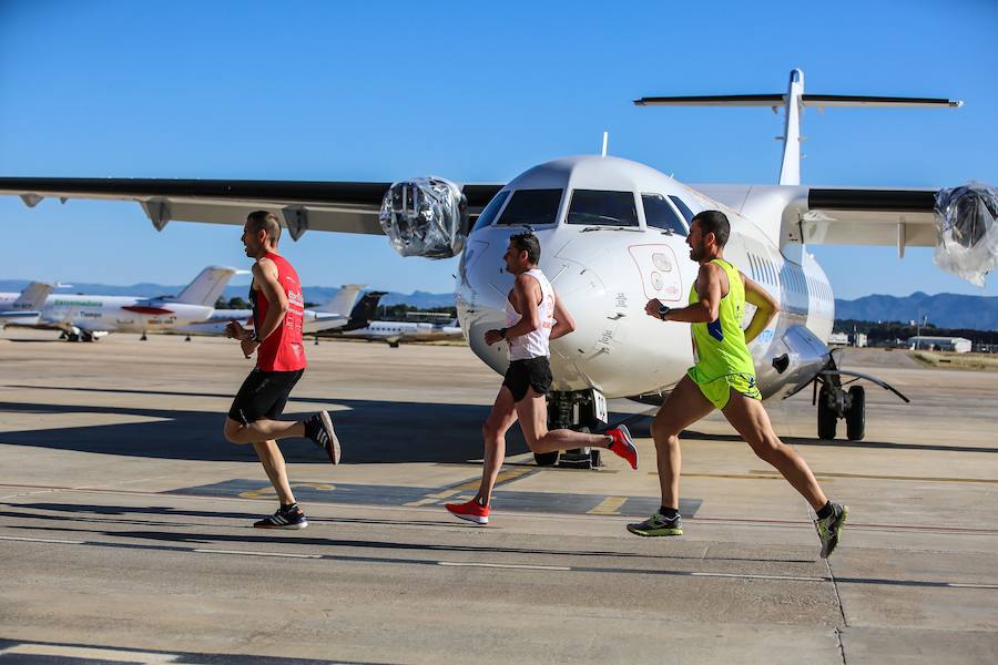 Carrera Solidaria Aeropuerto de Valencia contra el Cáncer 2019