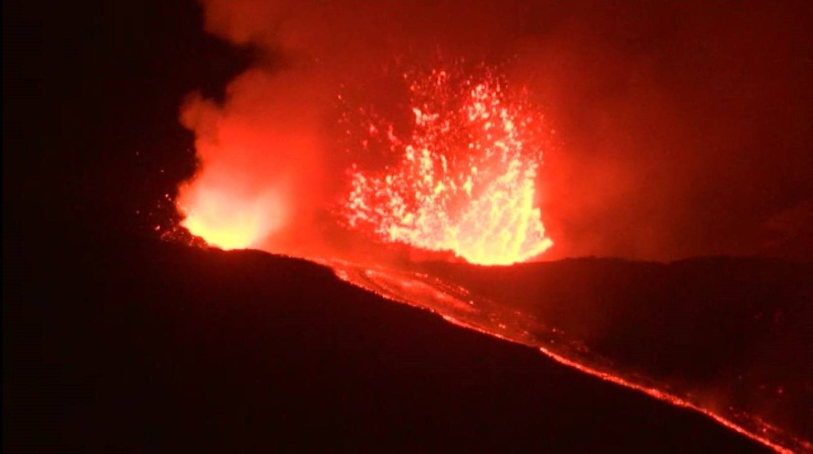 El volcán Etna entra en erupción