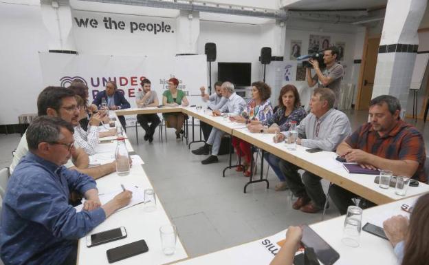 El Botánico planea 15 consellerias para contentar a los tres socios