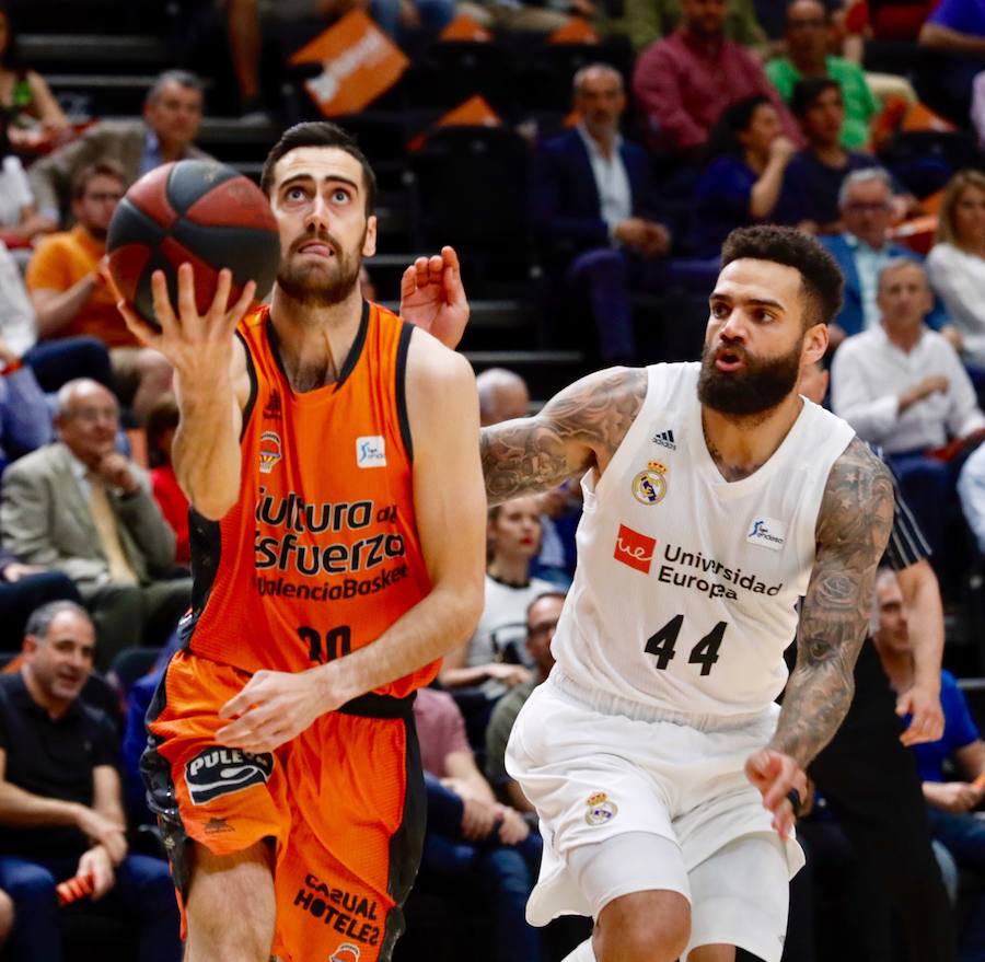 El Valencia Basket-Real Madrid, en imágenes