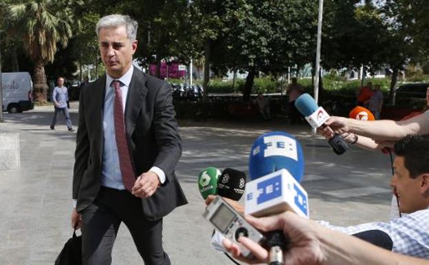 Ricardo Costa evita la cárcel por ayudar en la causa de la caja b del PP