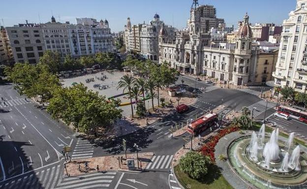 Los productos innovadores toman la plaza del Ayuntamiento de Valencia