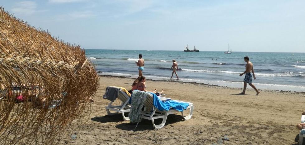 El análisis no detecta problemas en el agua y Valencia reabre las playas